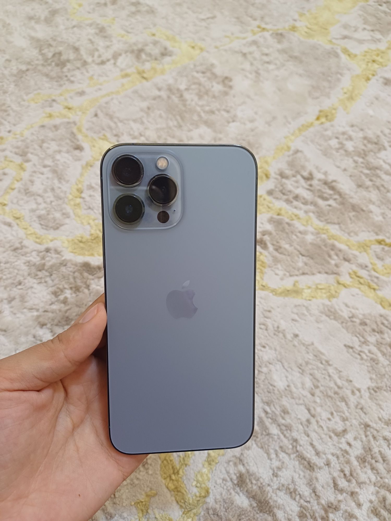 Phone 13 pro max