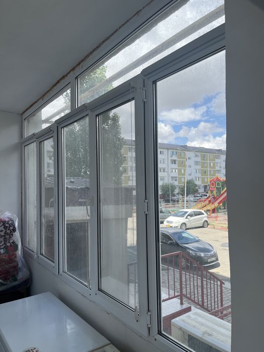 Пластиковое окно для лождия балкона