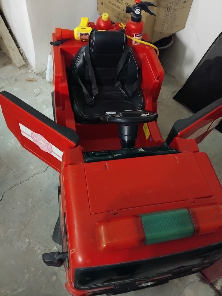 Bolalar yongʻin oʻchirish elektromobili