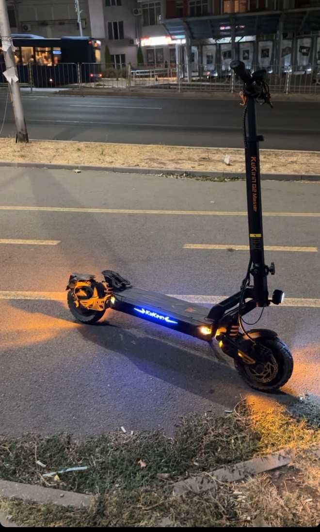 Електрическа тротинетка G2 MASTER