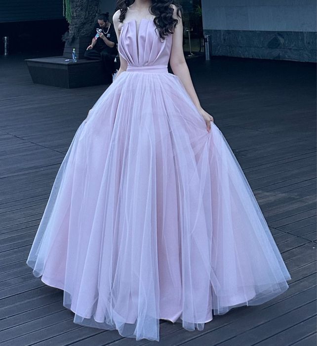 Продам выпускное платье  Размер S-M Рост 165-170