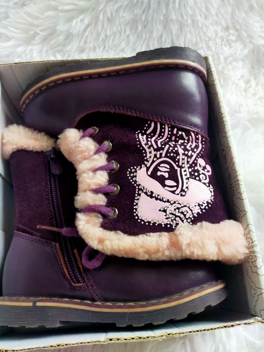 Продам детские зимние сапожки 23 размер