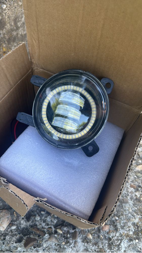 Vand proiectoare led bmw f30 f31