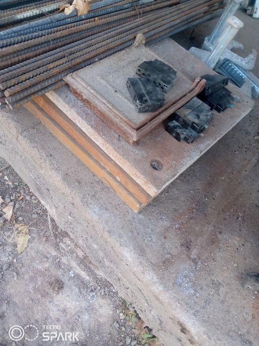 List va boshqa narsala sotiladi.