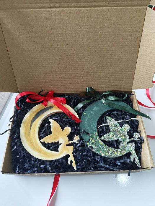 Коледни фигурки, подаръци, ръчна изработка от епоксидна смола