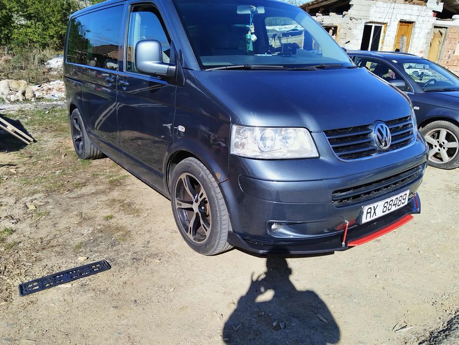 Doar vând vw t5 motor 2.5 TDI
