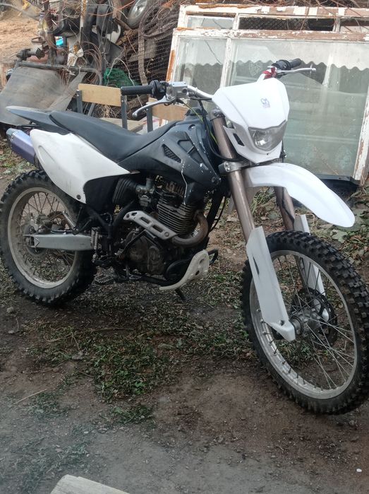 Продам эндуро 250