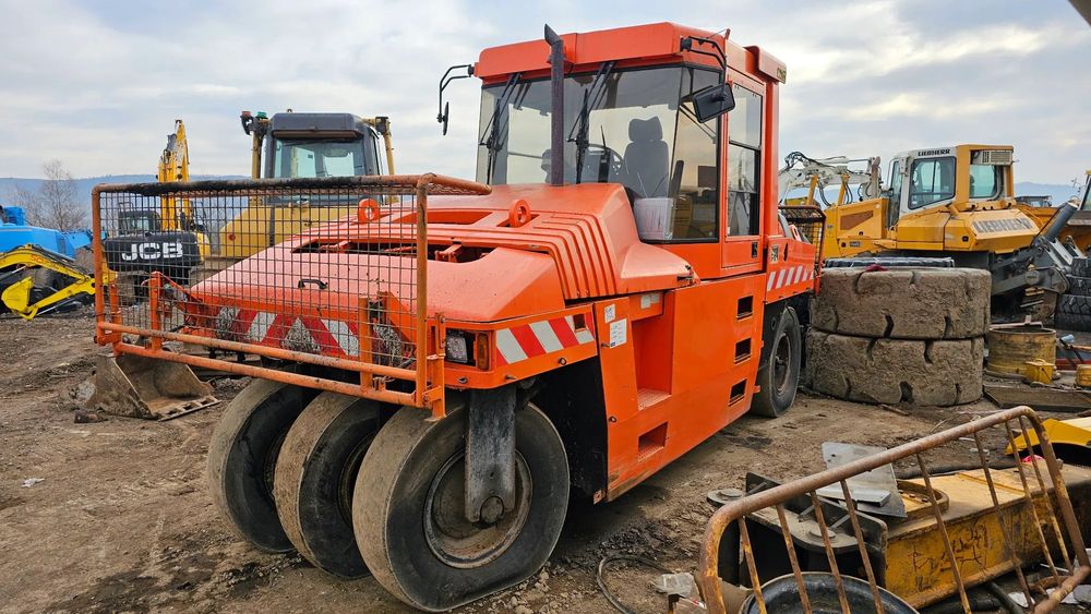 Caterpillar CAT PS 300 Cilindru compactor polipneu