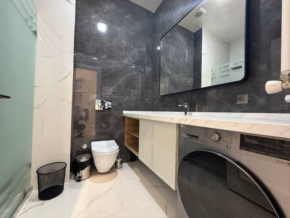 Продам ЖК Виа Порт ор. Ресторан Караван