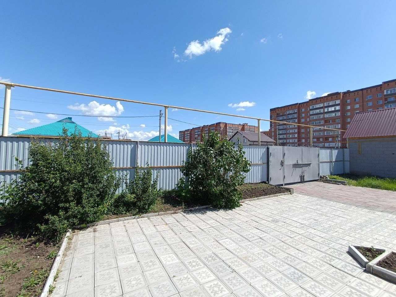 Продам коттедж в районе Плазы