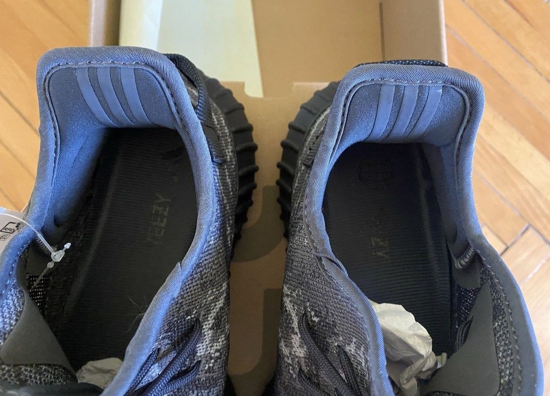 Adidas Yeezy Boost 350 V2 Dark Salt