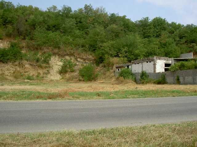 vand teren intravilan pe str,Mihai Viteazu ,Se vand loturi de 1000 m