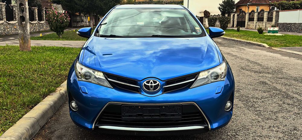 Toyota Auris, benzina, LED, Navi