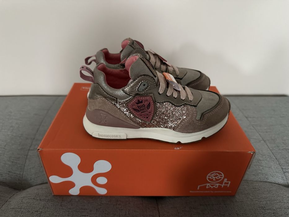 Детски обувки за момиче Biomecanics 30 номер стелка 19,5 см