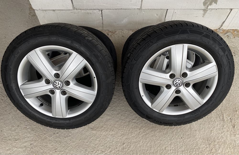 Jante R17 Originale Vw T5,T6 Anvelope foarte bune 215/60C M+S