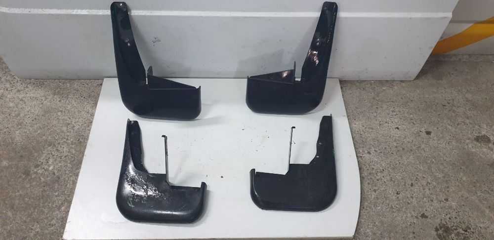 Aparatoare noroi pentru Ford Transit Euro 4 (2006-2010) an fabricatie