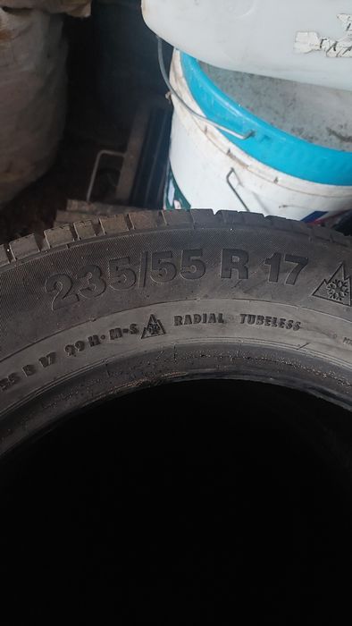 De vânzare cauciucuri!