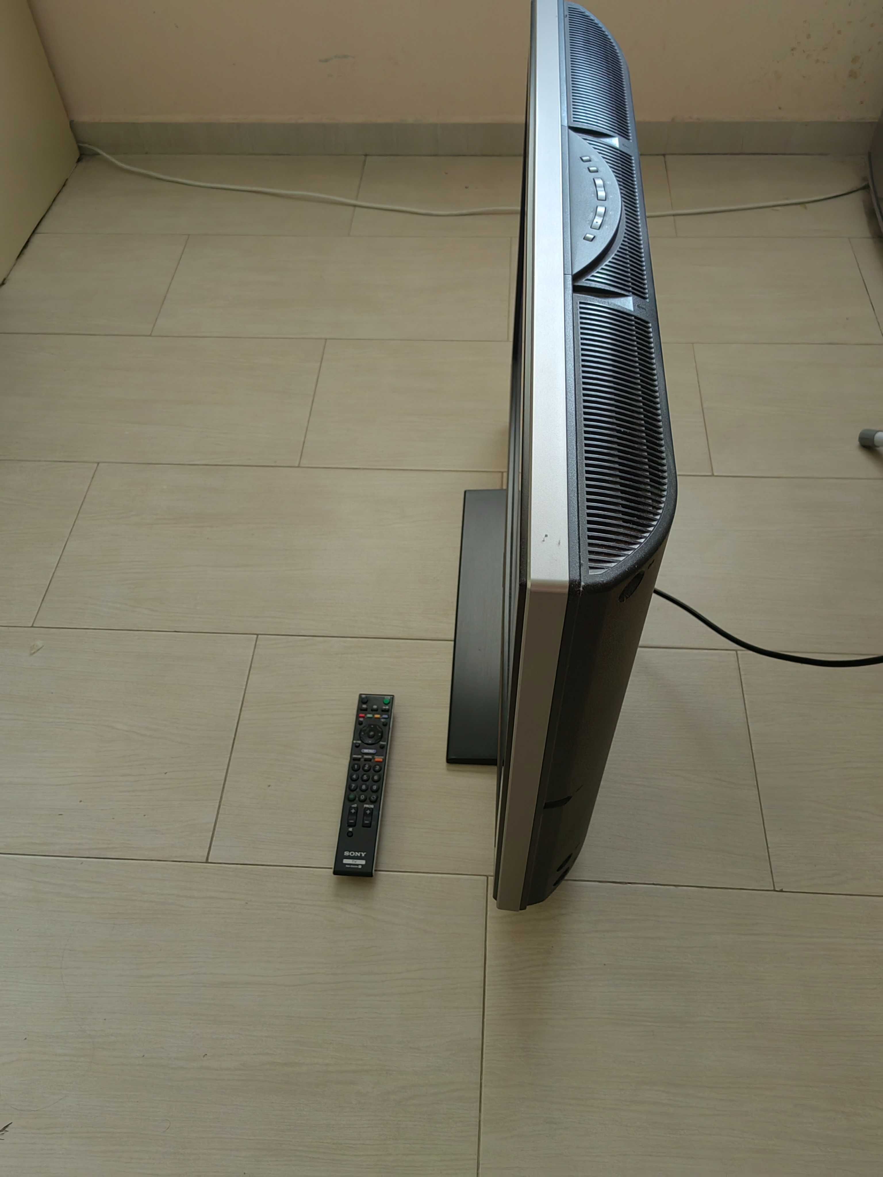 Неработещ 32" SONY Bravia KDL 32D3000 LCD телевизор