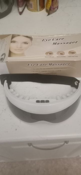 массажер для глаз. Очки массажер