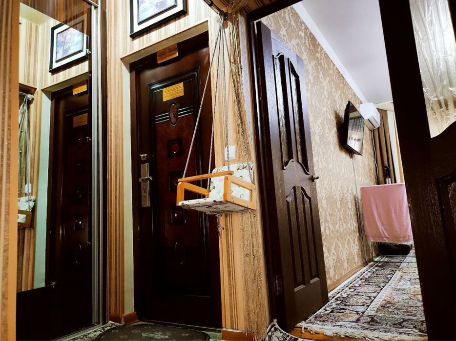 Юнусабад 18. 2/5/5. Сайрам.