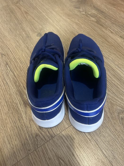 Adidasi Nike Legend