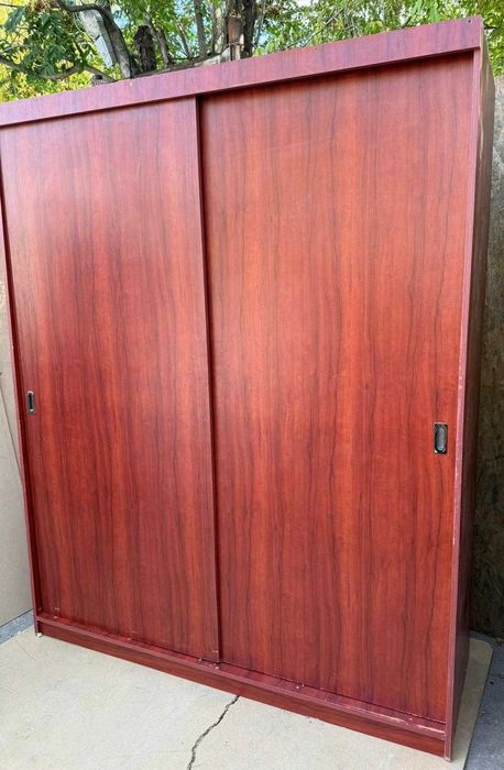 Dulap cu 2 usi glisante; Dressing cu rafturi si bara; Sifonier