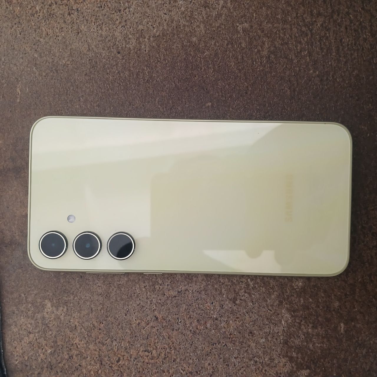 Samsung A35 5 g toza