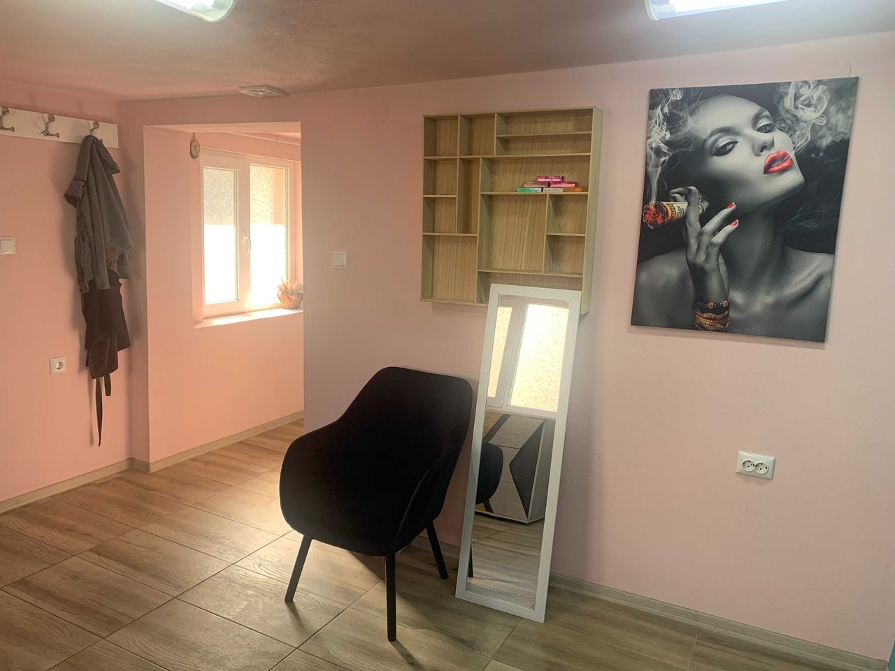 Дава се под наем Магазин в Карлово - 35 кв.м за 178.5 € - Снимка #6
