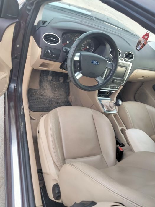 Dezmembrez focus 2 cabrio