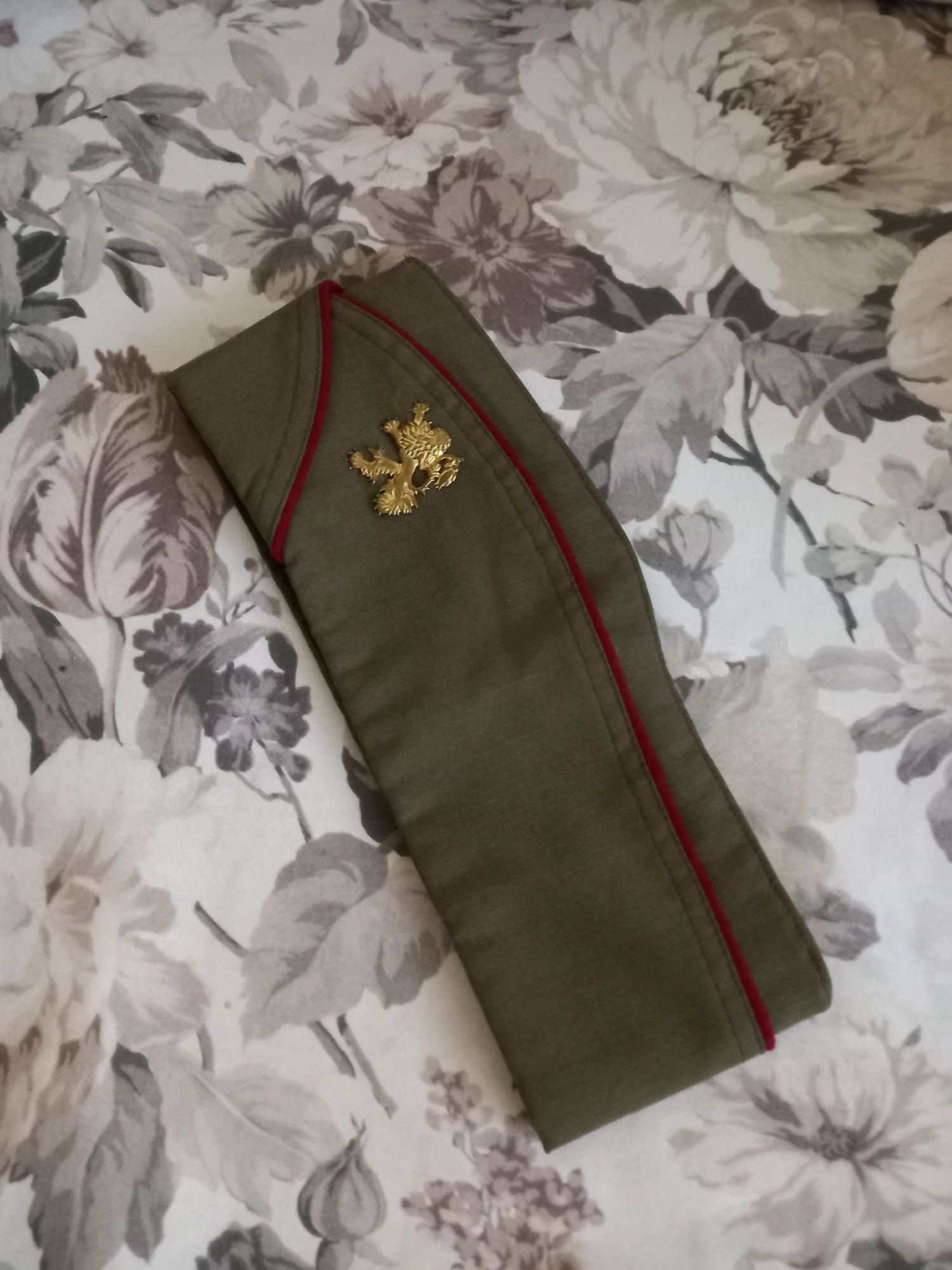 Продавам  войнишка кепе шапка
