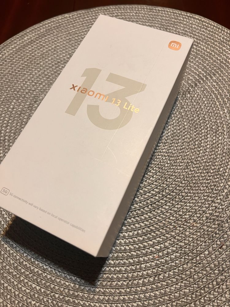 Мобилен телефон Xiaomi 13 lite