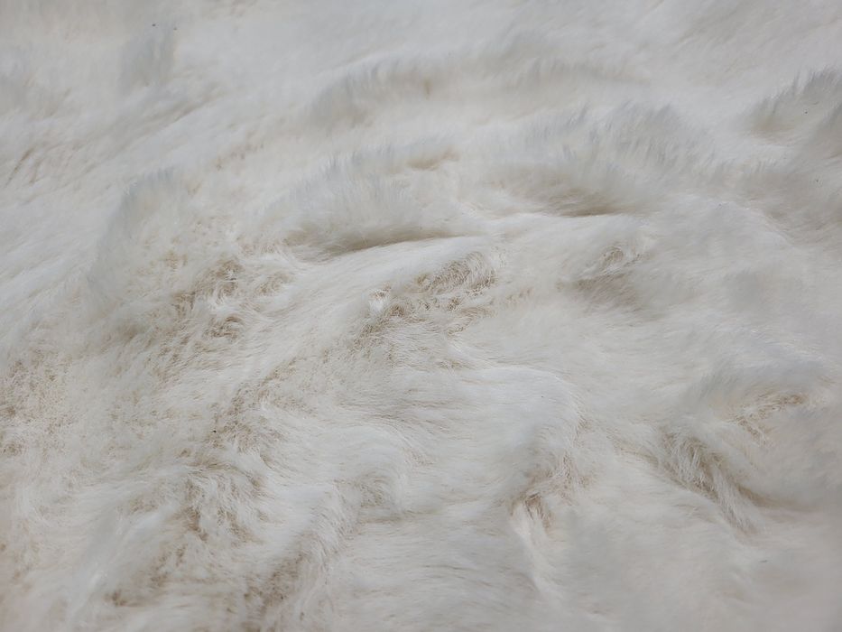 Covor nou pufos 150cm /100 cm