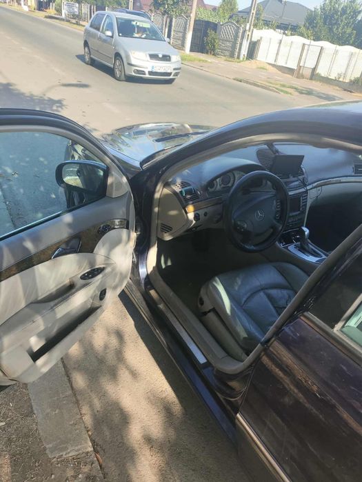 Mercedes e32 avangarde 2003 204 cai automata vand sau schimb