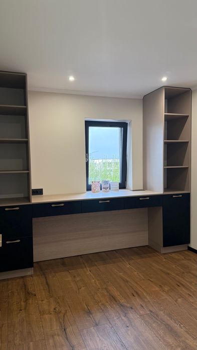 Mobilier birou plus dulapuri si sertare birou