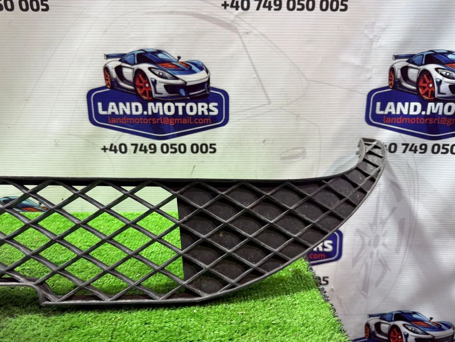 GRILĂ CENTRALĂ BARĂ FAȚĂ MERCEDES BENZ A200 2013 W176 1.8 DIESEL HATCHBACK COD OEM 280000033 99512890 A1768850022 11279981 2012-2018