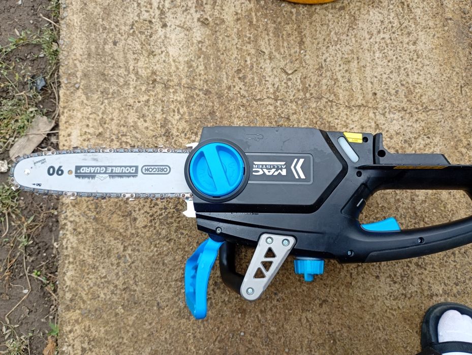 Vând drujba electrica MAC ALLISTER MCS1825-LI 18 V, Noua nefolosita