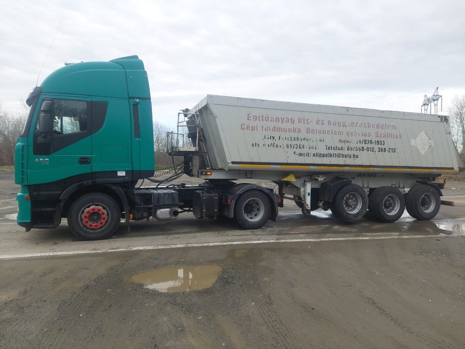 Vând semiremorcă Schmitz,30mc