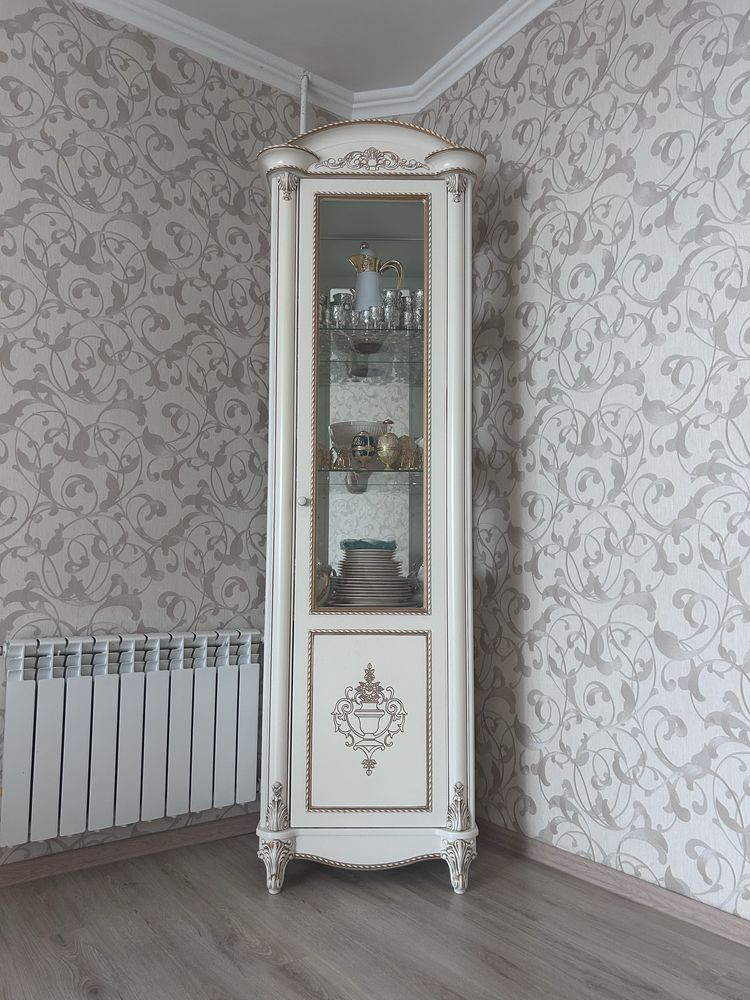 Сервант для гостинной
