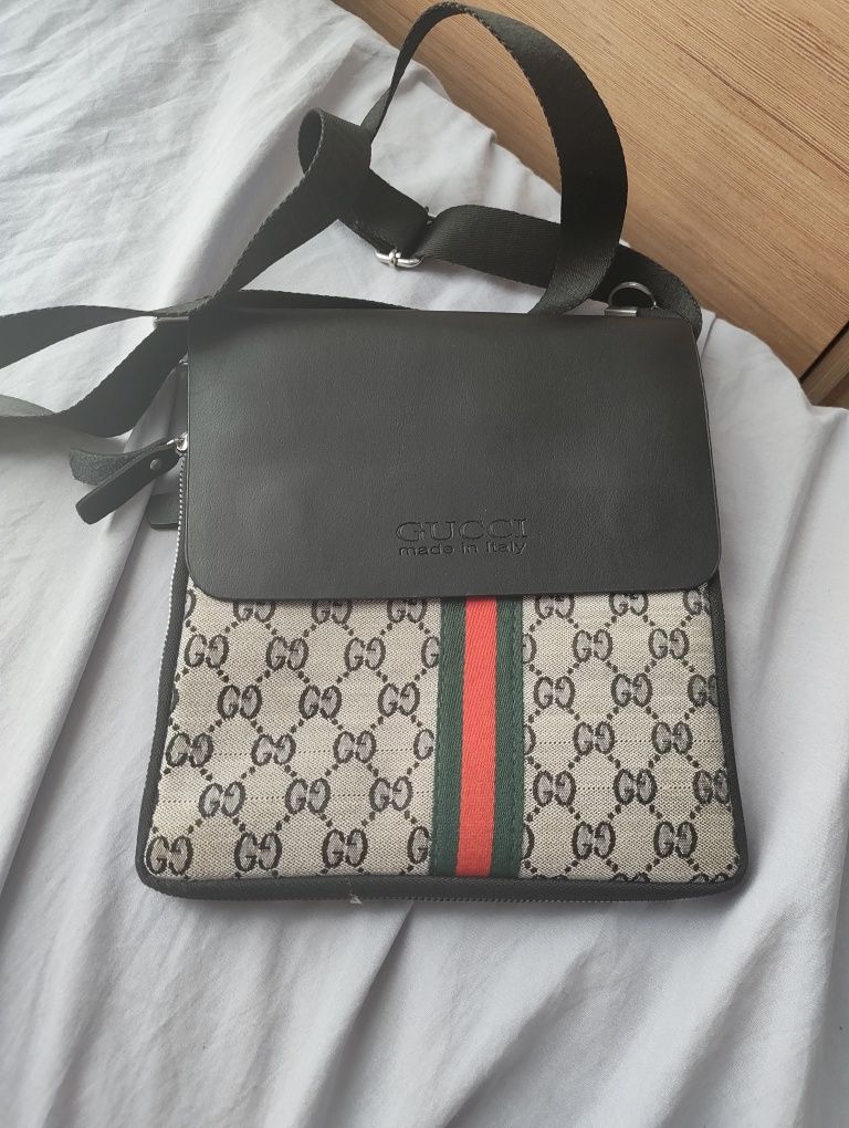 Gucci чанта с проблем