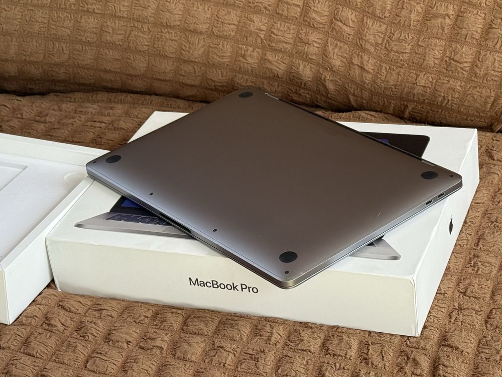 Apple MacBook Pro 13.3 M1 2023 EAC Space Gray/256GB SSD/8GB OZU/90% Ё