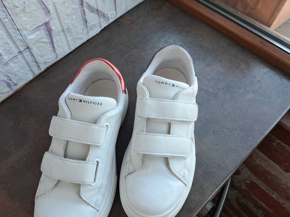детски маратонки,кецове,спортни обувки,Tommy Hilfiger,ном,33за момче