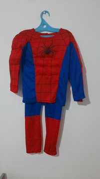 Продам костюм человека  паука!!!