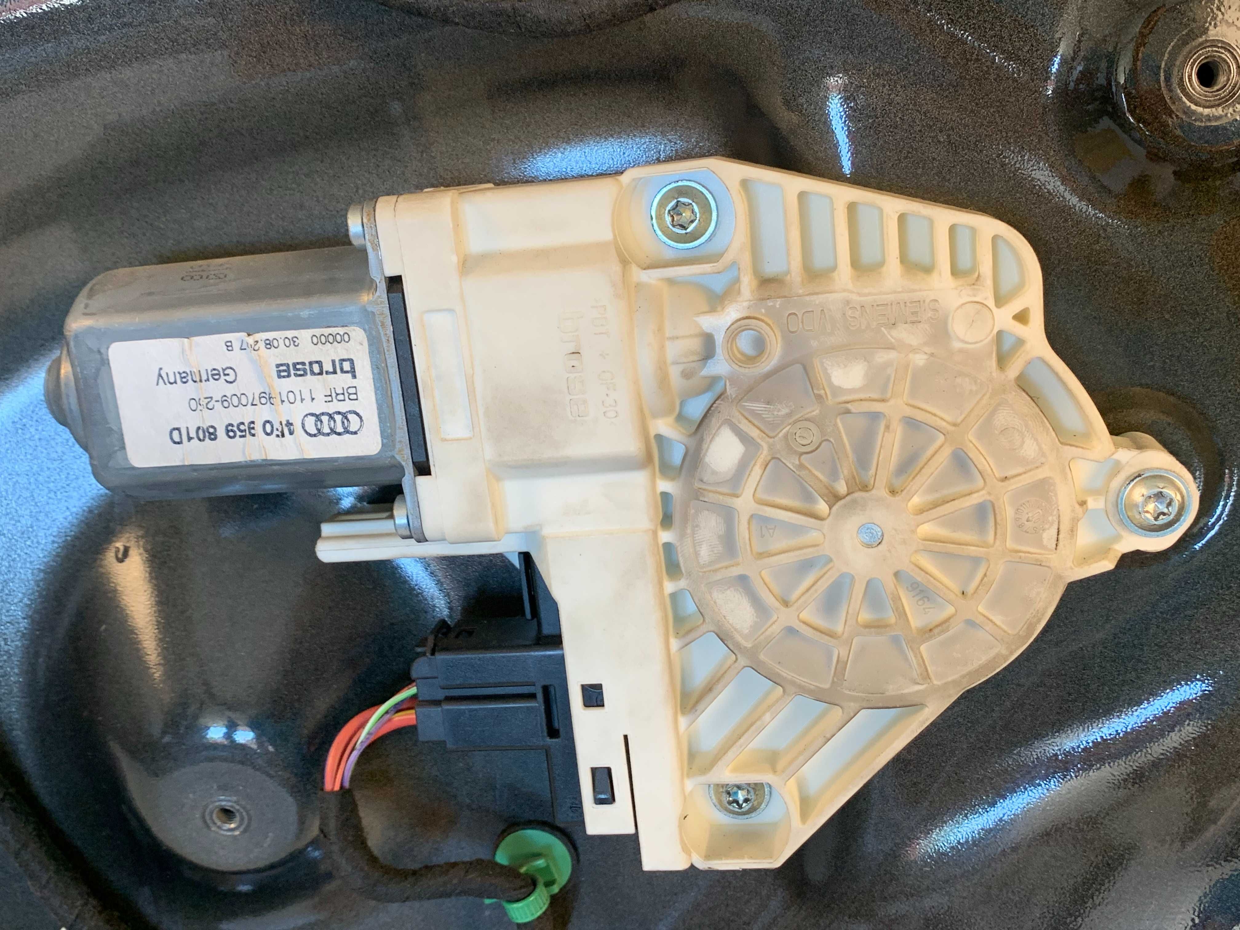 Предна лява врата Audi A5 (07-16)г. оборудвана Bang&Oulfsen