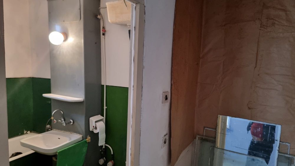 Vand apartament 3 camere decomandat centru Medgidia