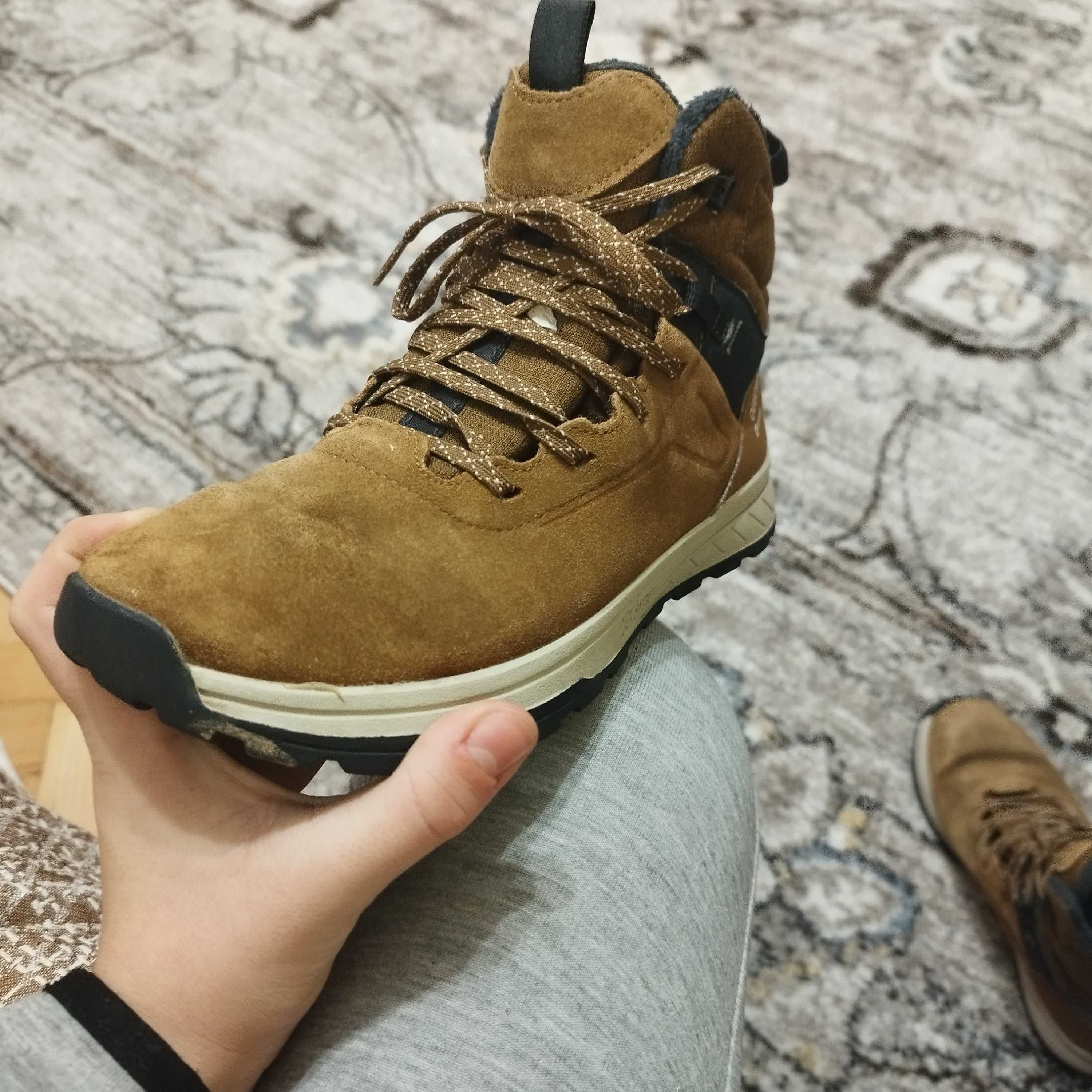 Зимни обувки от Decathlon