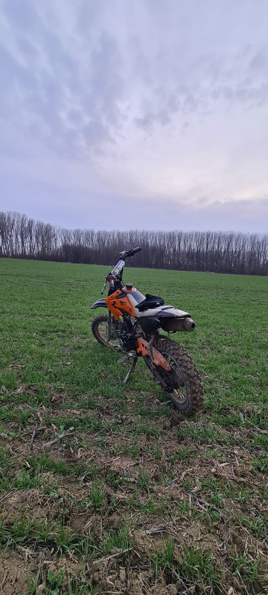 Vând motocross 125cc 4t