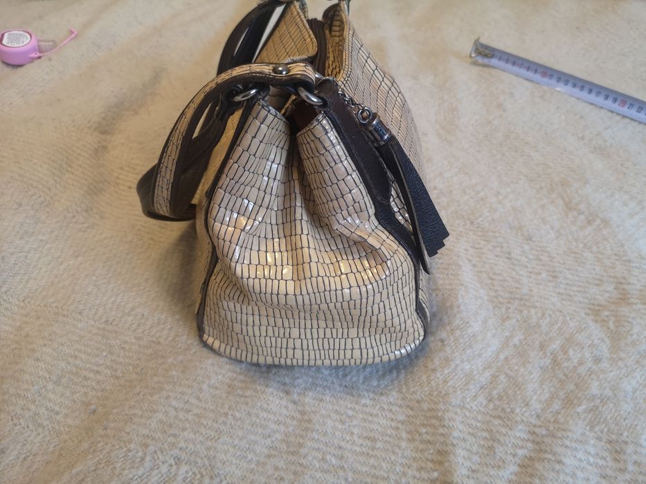 Бежаво-кафява чанта естествена кожа