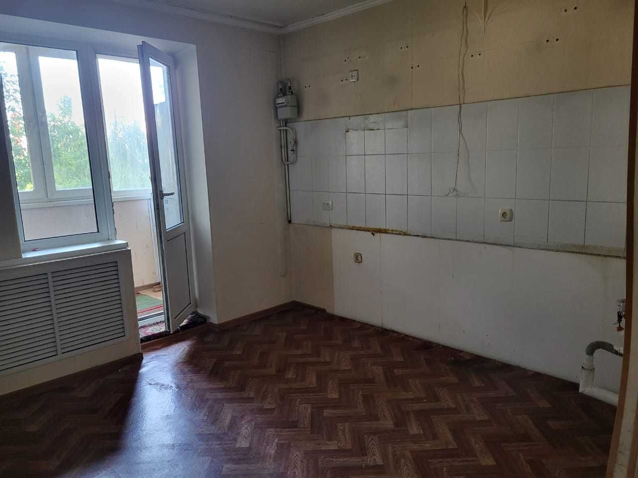 Продаётся 5-ти комнатная квартира (Жукова 21 А )
