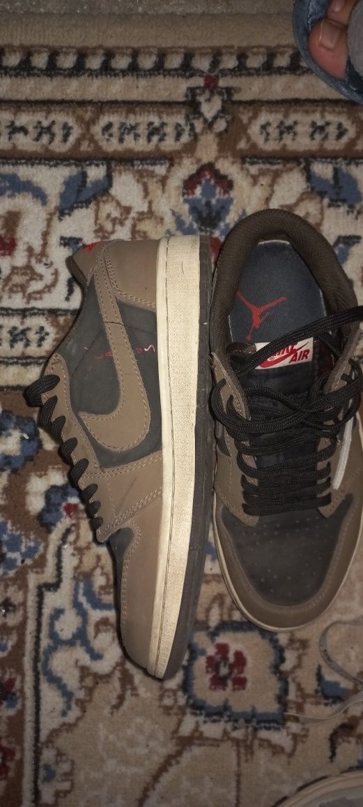 Nike Jordan 1 low OG x Travis Scott Mocha