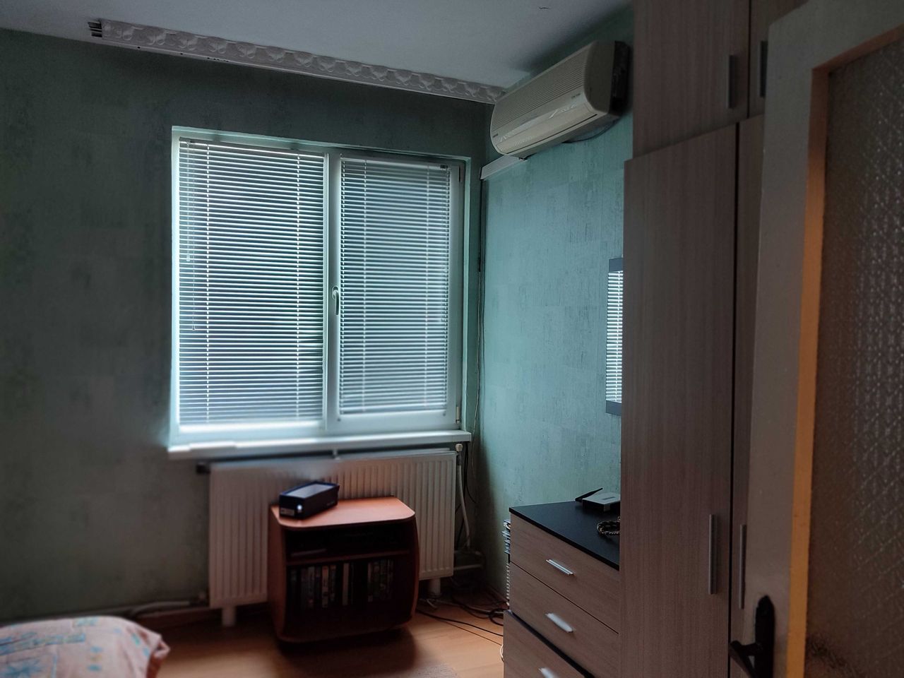 Продава се Четиристаен апартамент в Добрич, Център - 105 кв.м за 962 €/кв.м - Снимка #10
